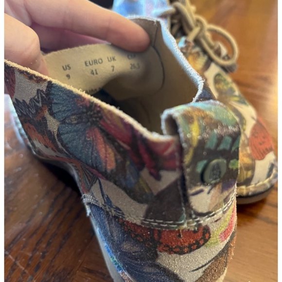 Hush Puppies Chukka Boot NWOT size 9 - Picture 5 of 6